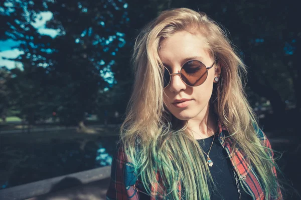 Beautiful young blonde hair woman hipster — Stock Photo, Image