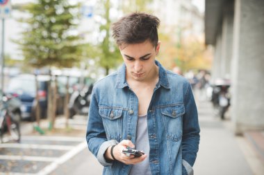 Genç alternatif stil adam