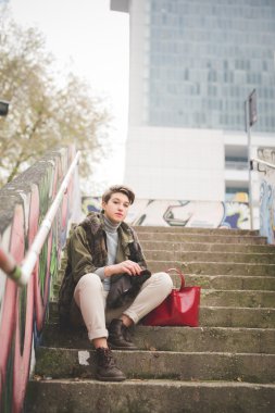 Genç güzel hippi kız