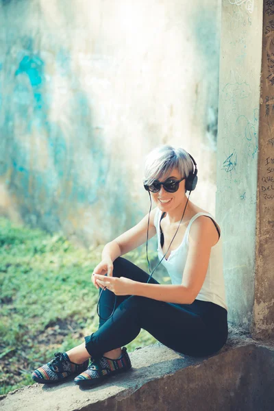 Blue hair hipster woman — Stock Photo, Image