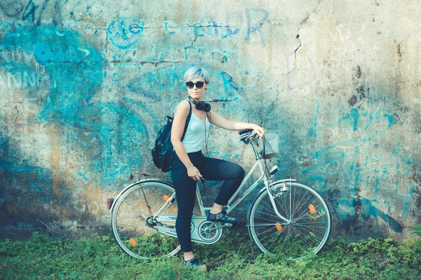 Blue hair hipster woman — Stock Photo, Image