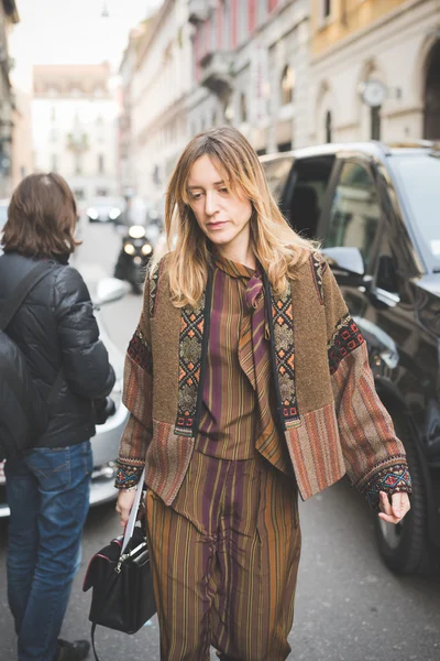 ミラノのファッション ・ ウィーク中に人 — ストック写真