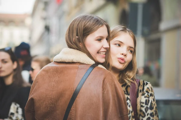 Milano Moda Haftası sırasında insanlar — Stok fotoğraf