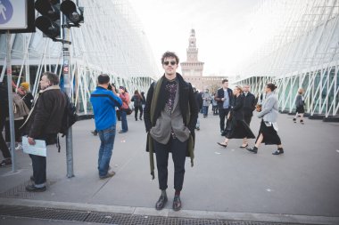 Milano Moda Haftası sırasında insanlar
