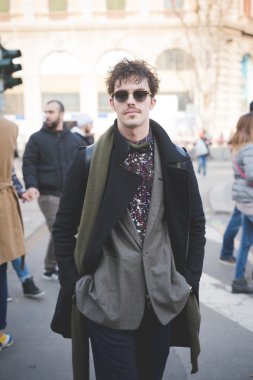 Milano Moda Haftası sırasında insanlar