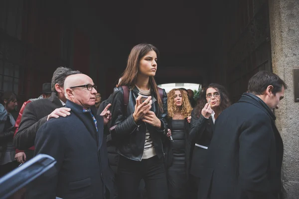 Milano Moda Haftası sırasında insanlar — Stok fotoğraf