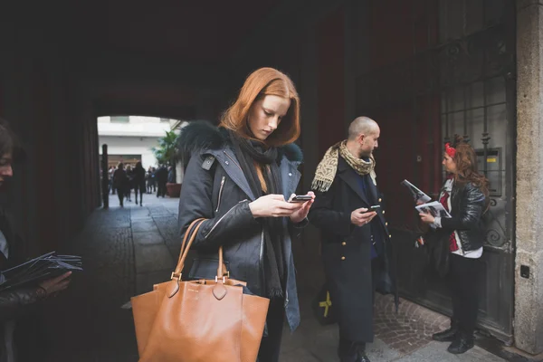 Människor under Milano Fashion week — Stockfoto