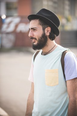 yakışıklı hipster modern insan