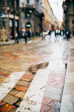 bulanık şehir ve insanlar kentsel sahne