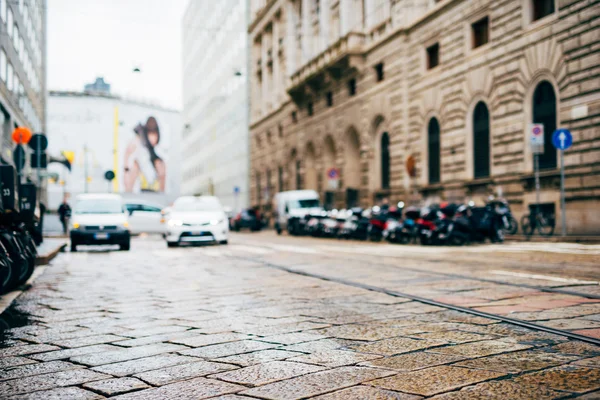 Città offuscata e la gente scena urbana — Foto Stock