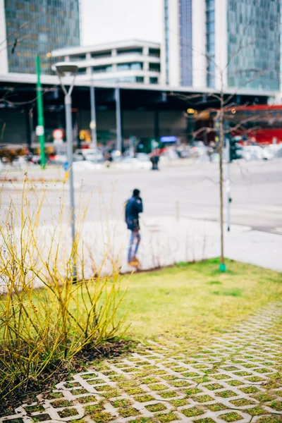 Blurred city and people urban scene — Stock Photo, Image