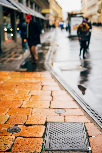 Blurred city and people urban scene — Stock Photo, Image