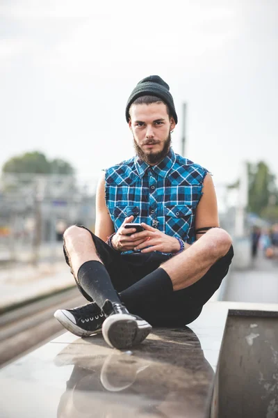 Stilig skäggiga hipster man — Stockfoto