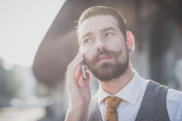 Hezký velký knírek hipster muž — Stock fotografie