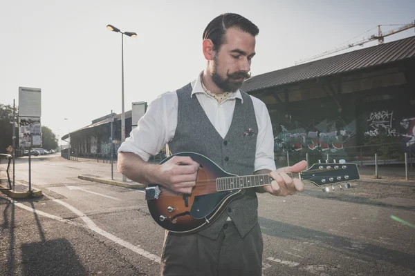 Hezký velký knírek hipster muž — Stock fotografie