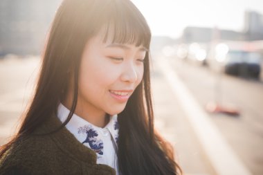 güzel Asyalı hipster kadın