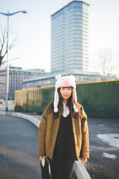 Asian hipster woman in funny hat — Stock Photo, Image