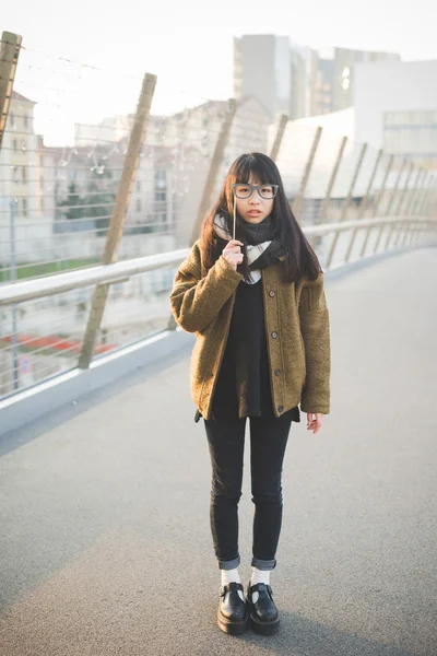 Belle asiatique hipster femme — Photo