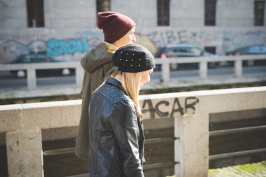 Genç güzel çift, aşık