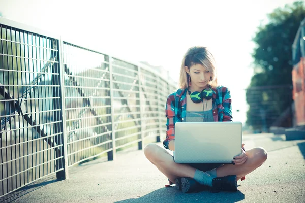 Young beautiful model woman — Stock Photo, Image