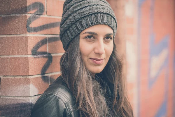 Beautiful brunette woman — Stock Photo, Image