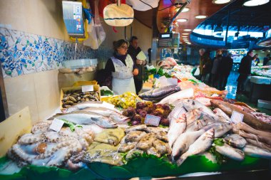 Barcelona'da Boqueria pazarı
