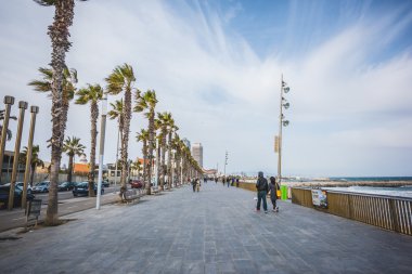 Barceloneta insanlar yürüyüş