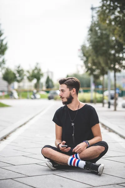 Bonito homem hipster barbudo — Fotografia de Stock