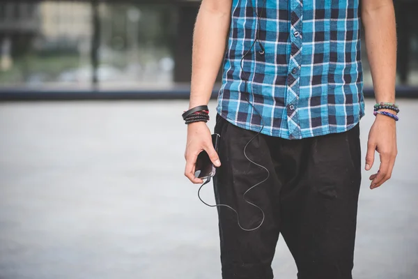 Guapo barbudo hipster hombre — Foto de Stock