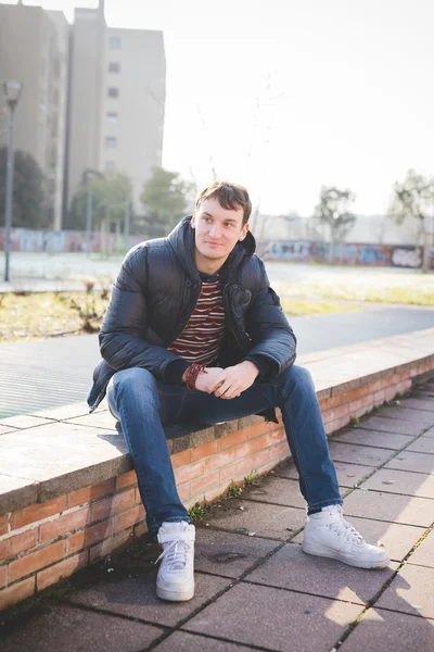 Young handsome man — Stock Photo, Image