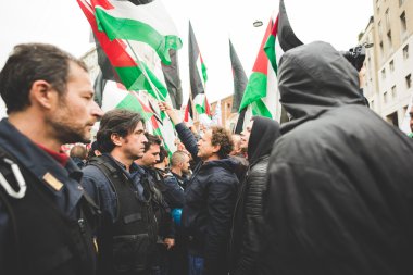 Milano'da düzenlenen kurtuluş kutlamaları