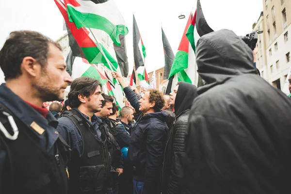 Celebration of liberation held in Milan — Stock Photo, Image