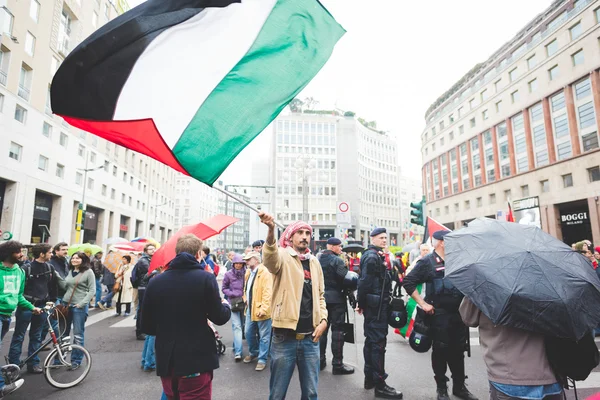 Celebration of liberation held in Milan — Stock Photo, Image