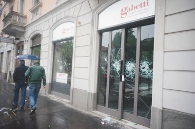 tezahürü Milano'da düzenlenen 1 Mayıs 2015