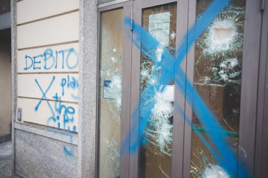 tezahürü Milano'da düzenlenen 1 Mayıs 2015