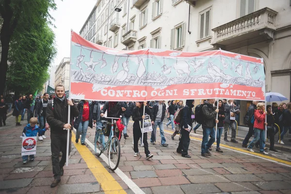 Manifestation no expo tenue à Milan 1 mai 2015 — Photo