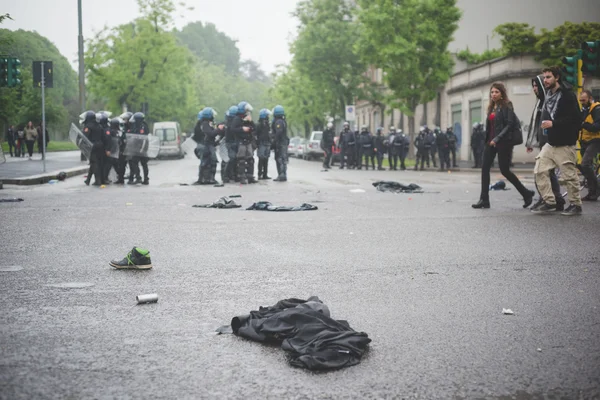 Manifestatie geen expo gehouden in Milaan, 1 mei 2015 — Stockfoto