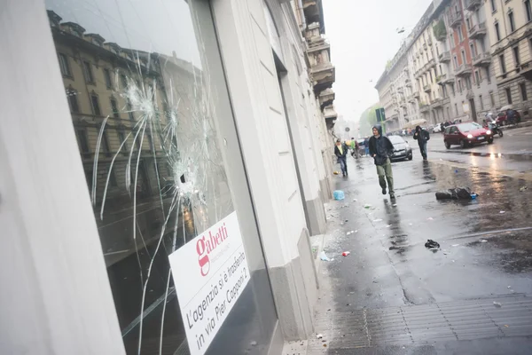 Tezahürü Milano'da düzenlenen 1 Mayıs 2015 — Stok fotoğraf