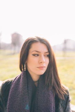 Genç güzel kadın.