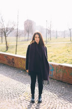 Genç güzel kadın.