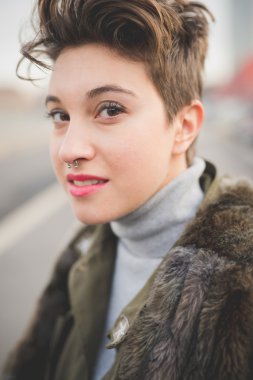 Genç hipster kadın