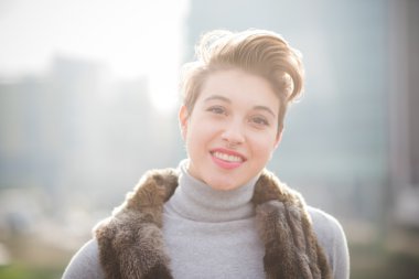 Genç hipster kadın