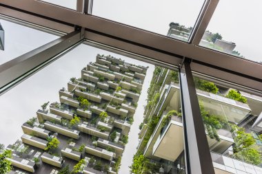 Milano 'daki Bosco dikey binası