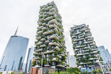 Bosco verticale binalar Milano