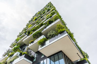 Bosco verticale binalar Milano