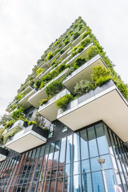 Bosco verticale binalar Milano