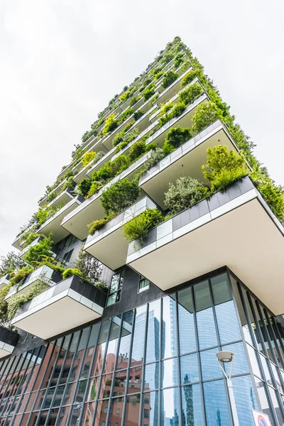 Bosco verticale edifícios em Milão — Fotografia de Stock