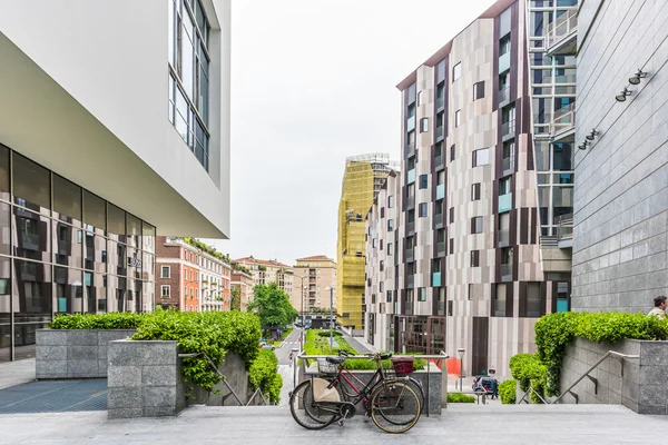 Nuevo distrito de negocios Garibaldi en Milán — Foto de Stock