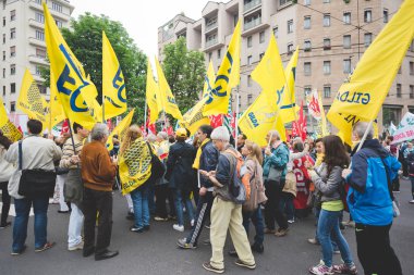 Öğrenciler tezahürü Milano