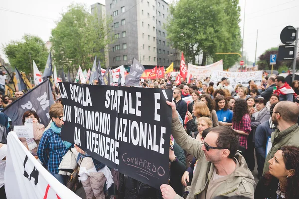 Students manifestation in Milan — Stock Photo, Image